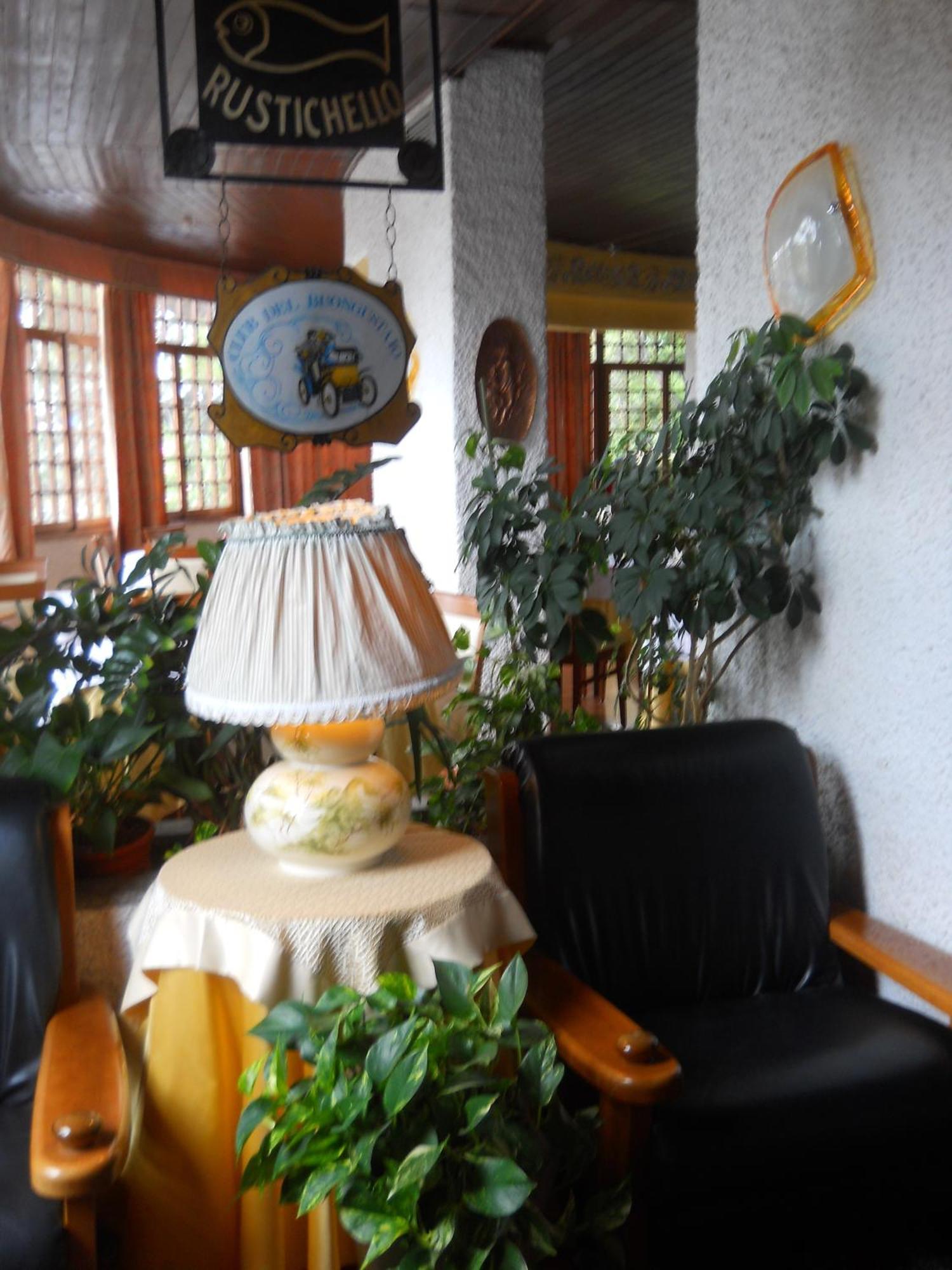 Hotel Il Rustichello Lonato Kültér fotó